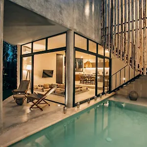 private-pool-jungle-boho-villa-soona-6b.quintano-roohotels.com/